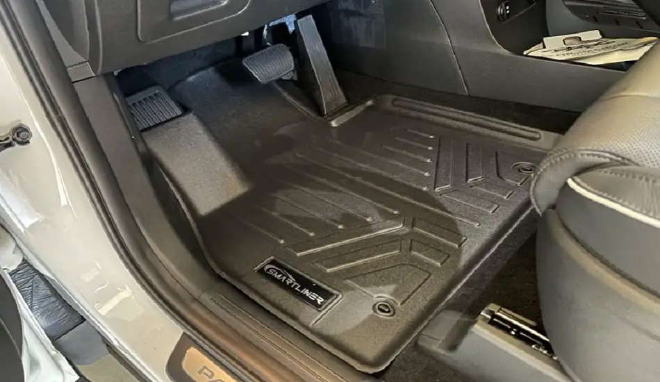 Key Differences of smartliner and weathertech