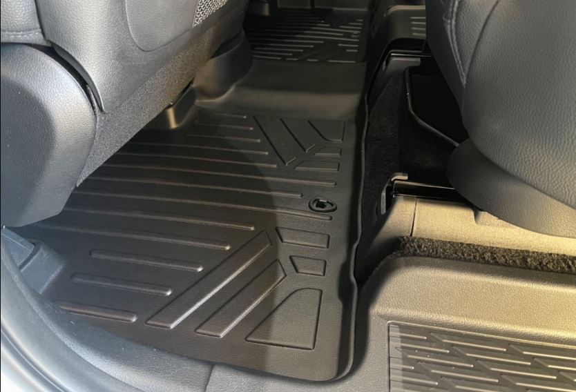 Smartliner Custom Fit 2-Row Floor Mat