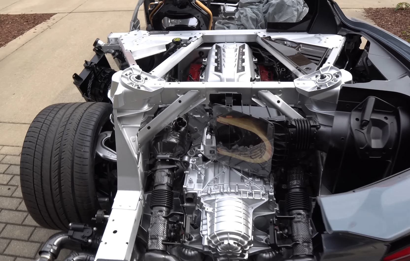 Corvette e-ray interior and Engine