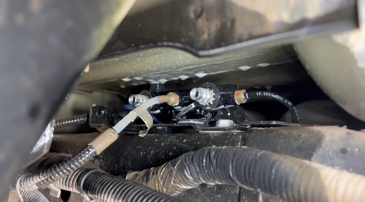 RAM Air Suspension Issue